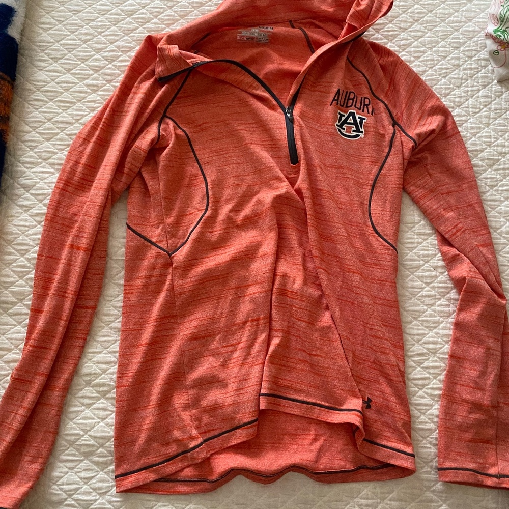 Auburn pullover